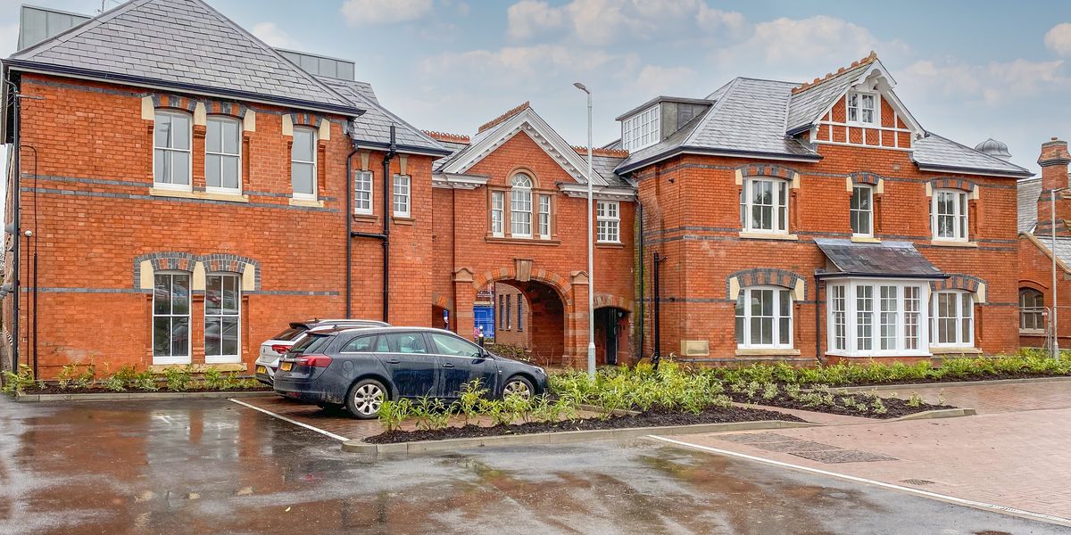 Residents move into 15 new affordable apartments at Bath Street